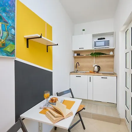Hedera Estate, Hedera Studio 2